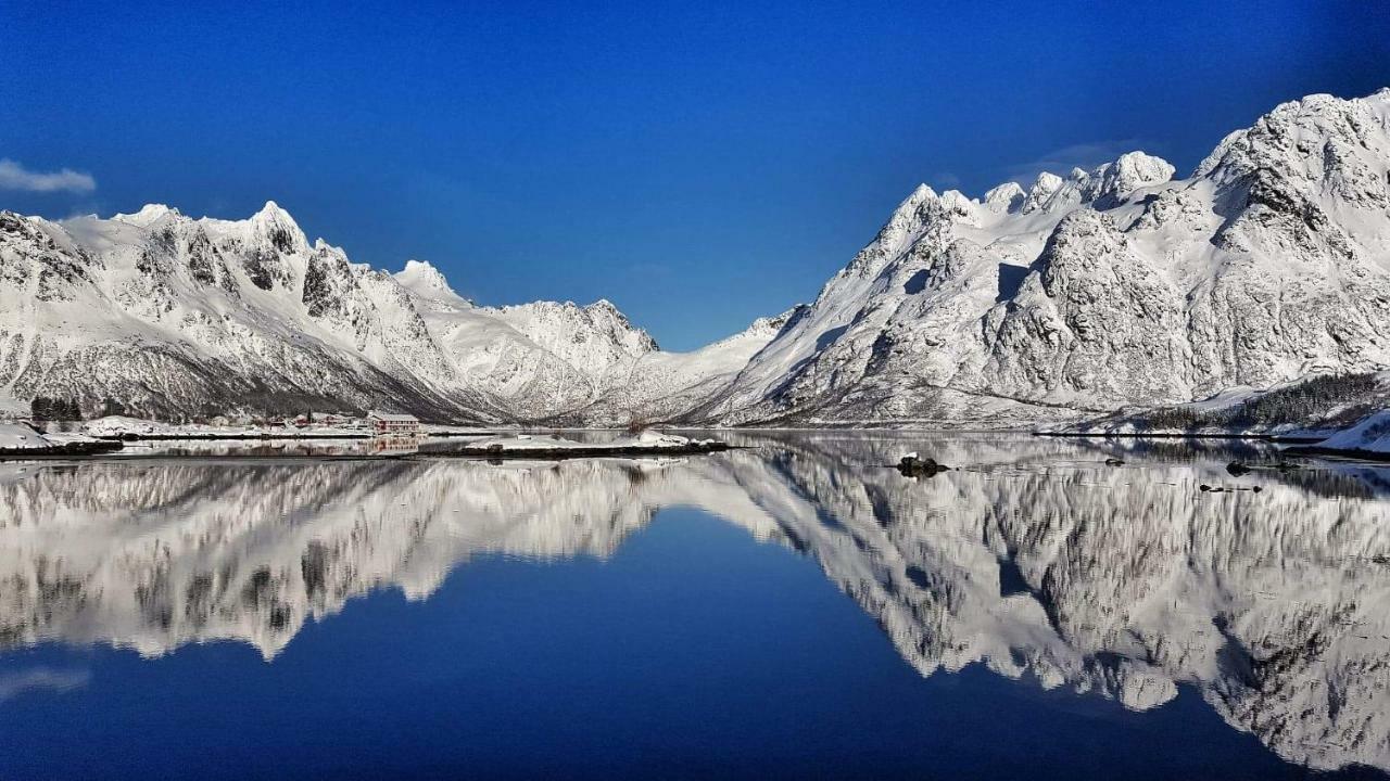 Pilan Lodge Lofoten Vestpollen Exteriör bild