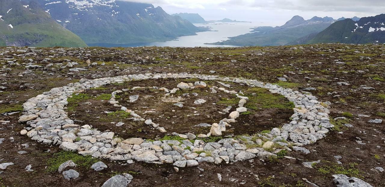 Pilan Lodge Lofoten Vestpollen Exteriör bild